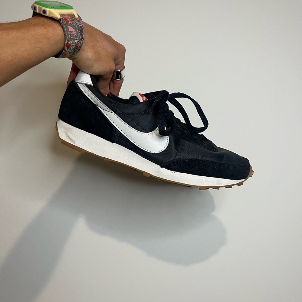 Nike Women’s Daybreak